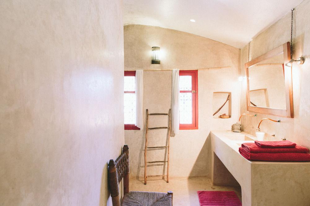 Riad Baoussala Эс-Сувейра Экстерьер фото